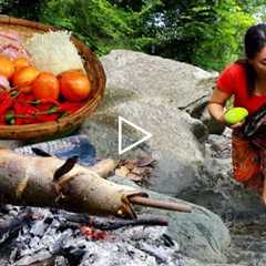 Solo cooking in jungle- Grilled fish with mango sauce and cook egg fish curry spicy eating delicious